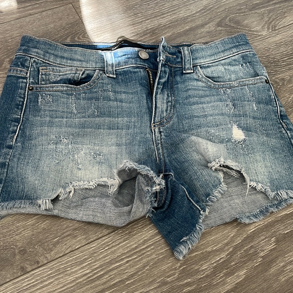 HARPER Blue jean shorts. Size 25.